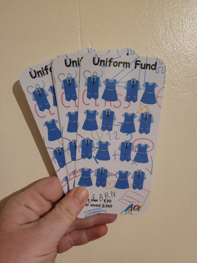 School Uniform Savings Tracker - £2 School Uniform Fund Savings Tracker